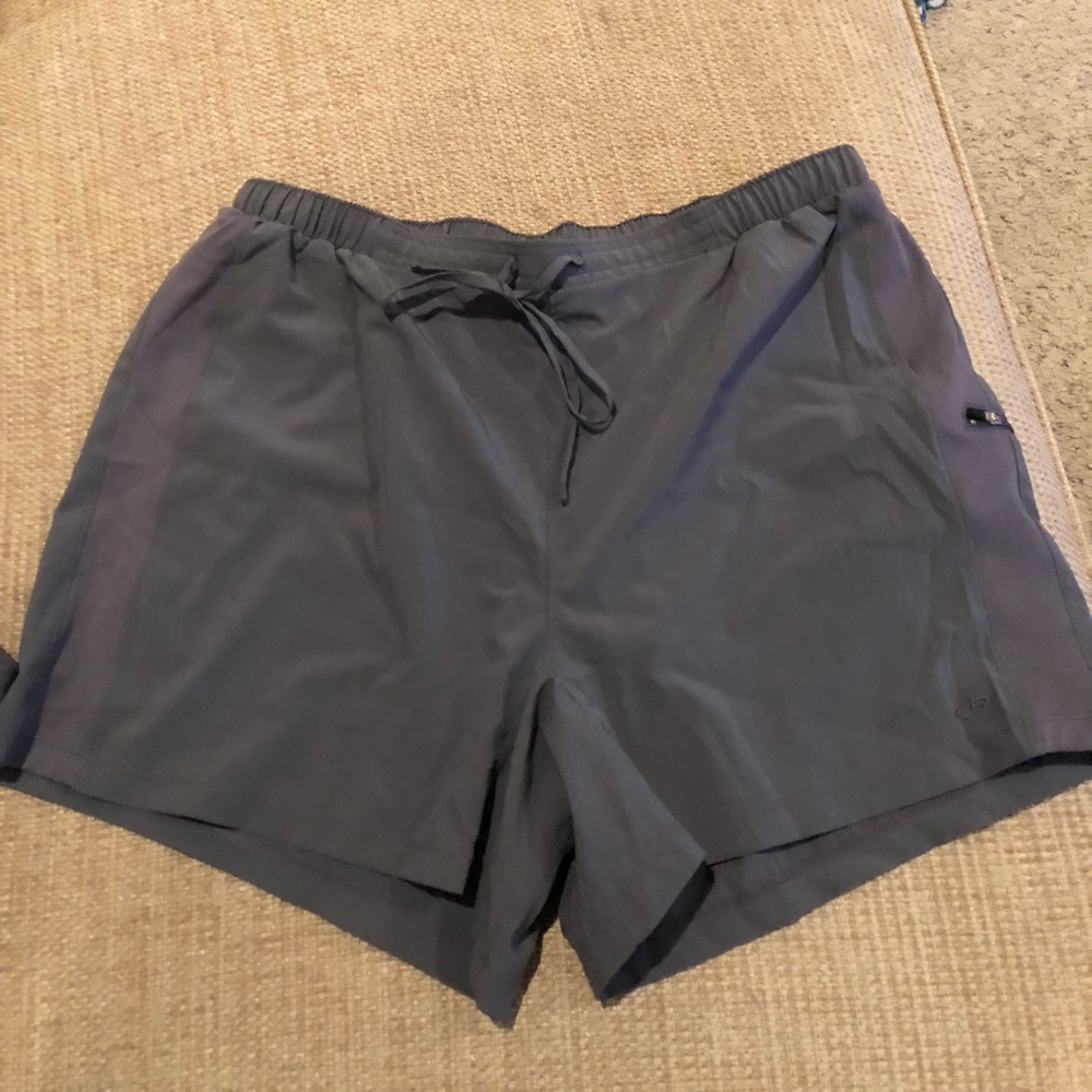 Athletic shorts